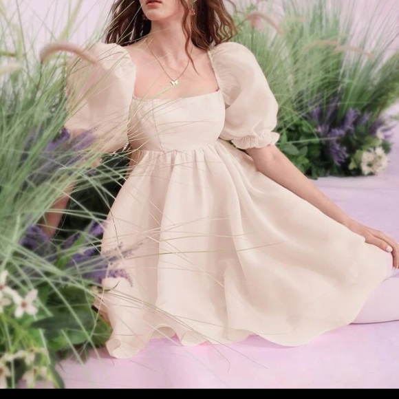 Shimmery puff dress - Picture 1 of 4
